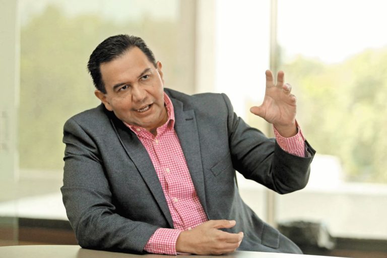 Cruz-Perez-Cuellar-Thriller