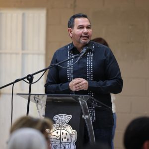 Cruz Perez Cuellar; Inaugura Ludoteca y Biblioteca en Centro Juvenil Casa Kolping