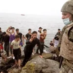 España envía al ejército al enclave de Ceuta tras ingreso de migrantes desde Marruecos