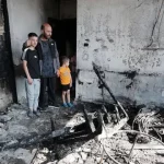 Israelíes incendian casas con familias dentro en Cisjordania; una locura, aseguran testigos