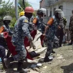 Se incrementa a 682 los fallecimientos y casi 3 mil desaparecidos por riadas en Nepal y China