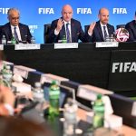 FIFA acusa a UEFA de campaña de desprestigio por derechos comerciales